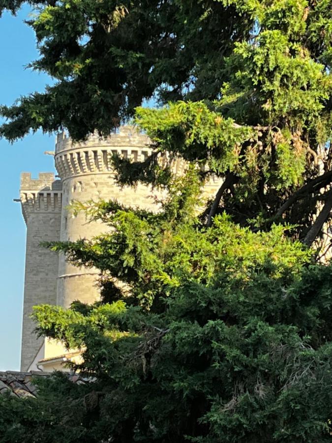 La Maison De Fabienne Tarascon Bagian luar foto